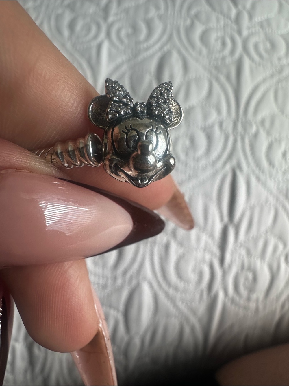 Disney Pandora Minnie Mouse Clasp Snake Chain Bracelet - Picture 7 of 8